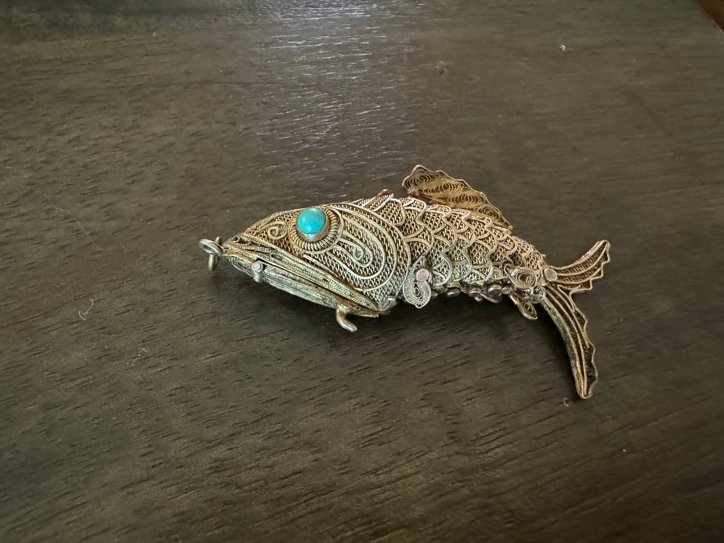 Antique Chinese Sterling Silver Turquoise Mesh Articulated Koi Fish Snuff Pendant