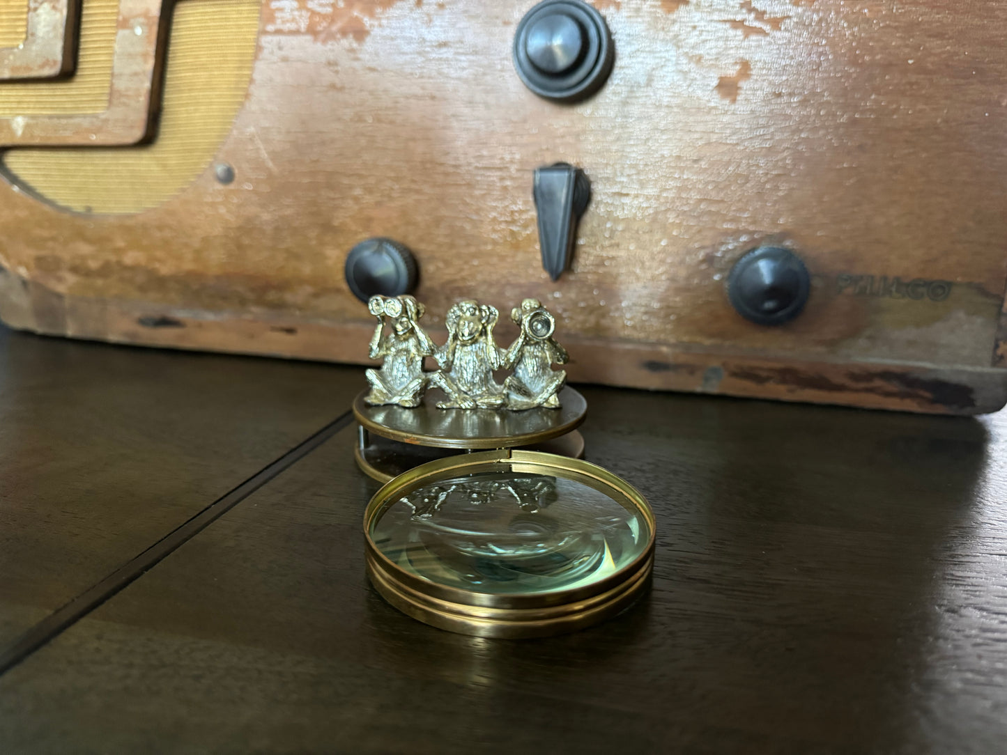 Vintage Magnifying Glass: Three Monkeys Hear No Evil, See No Evil, Speak No Evil