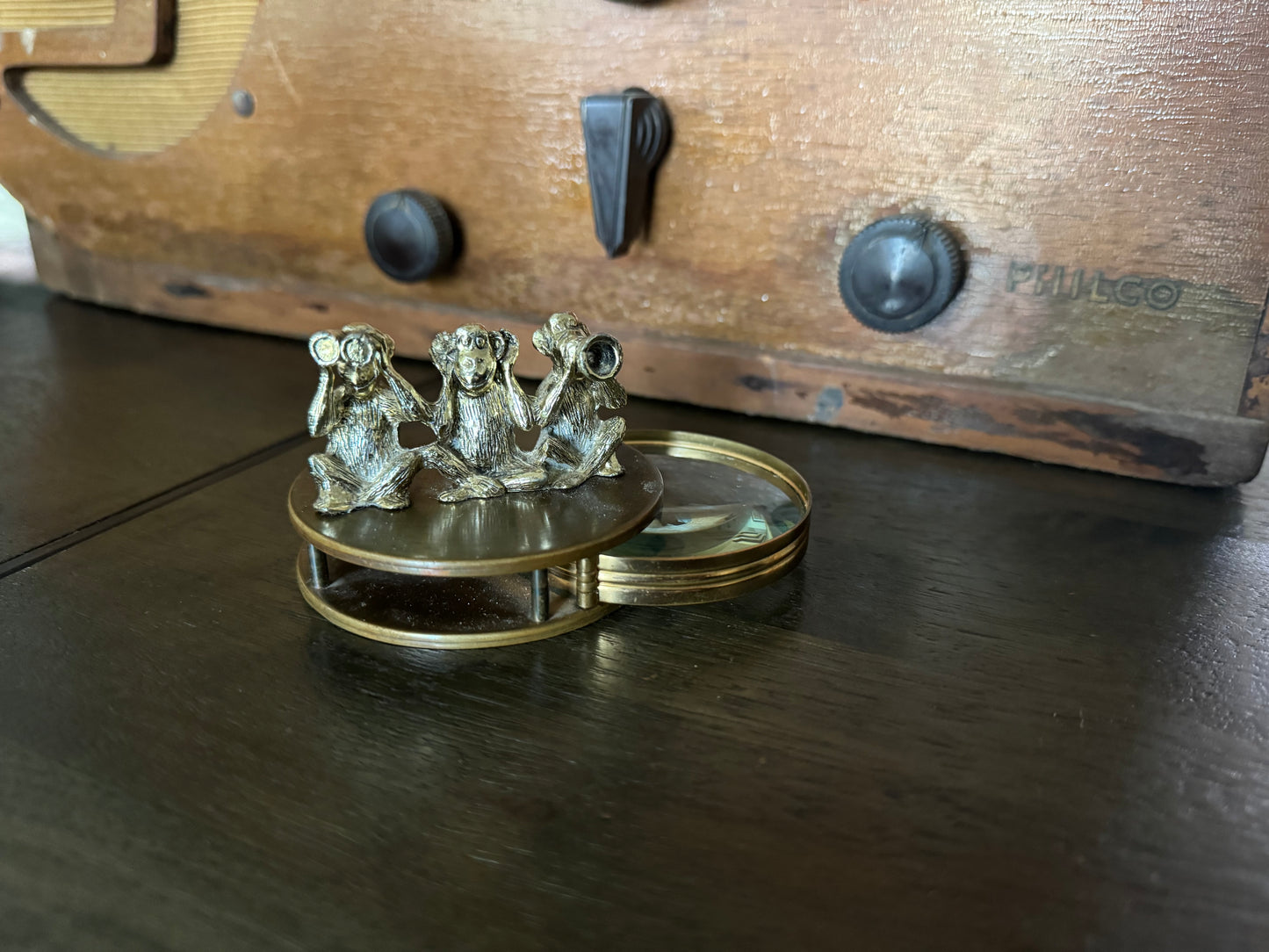 Vintage Magnifying Glass: Three Monkeys Hear No Evil, See No Evil, Speak No Evil