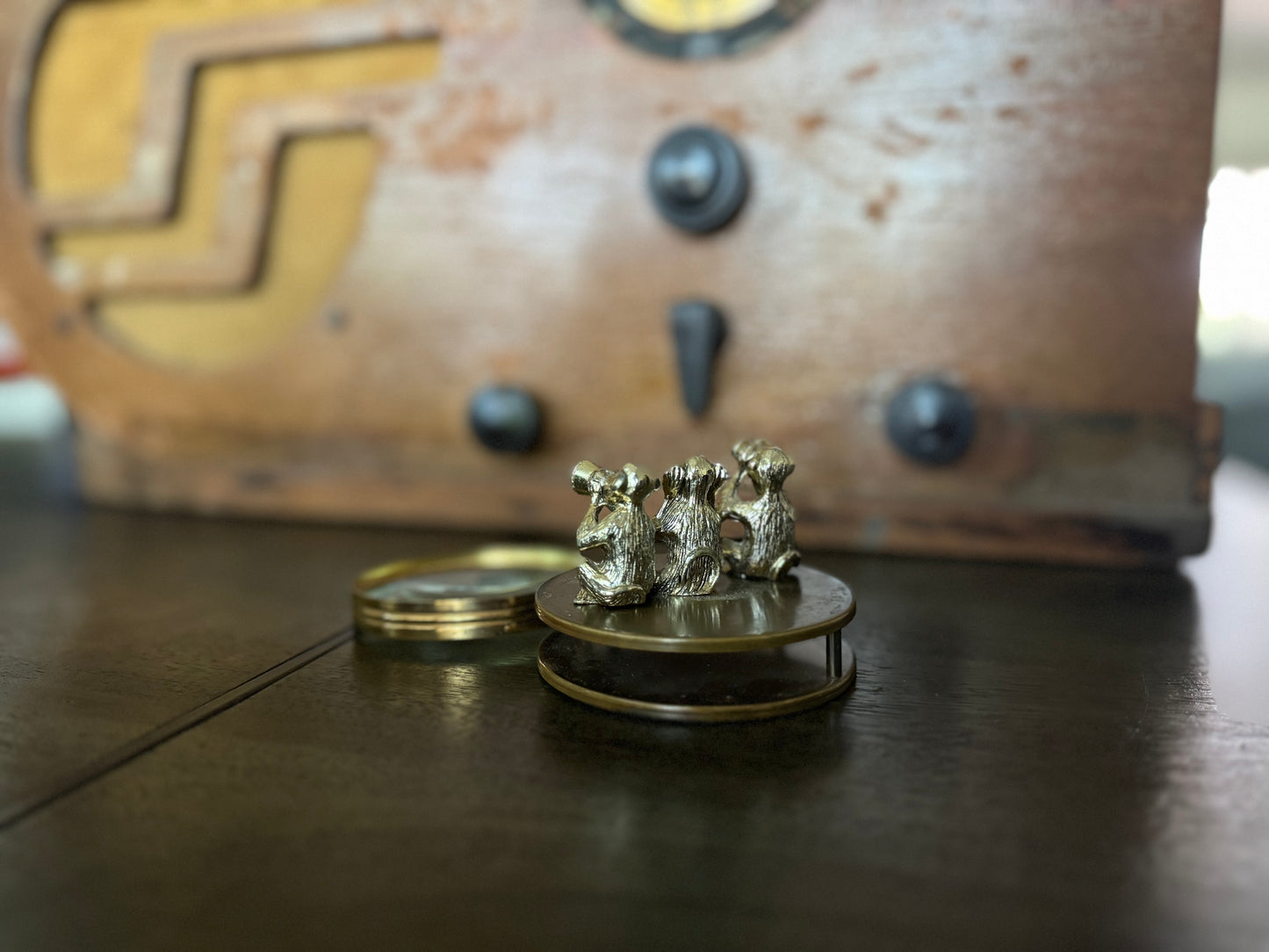 Vintage Magnifying Glass: Three Monkeys Hear No Evil, See No Evil, Speak No Evil