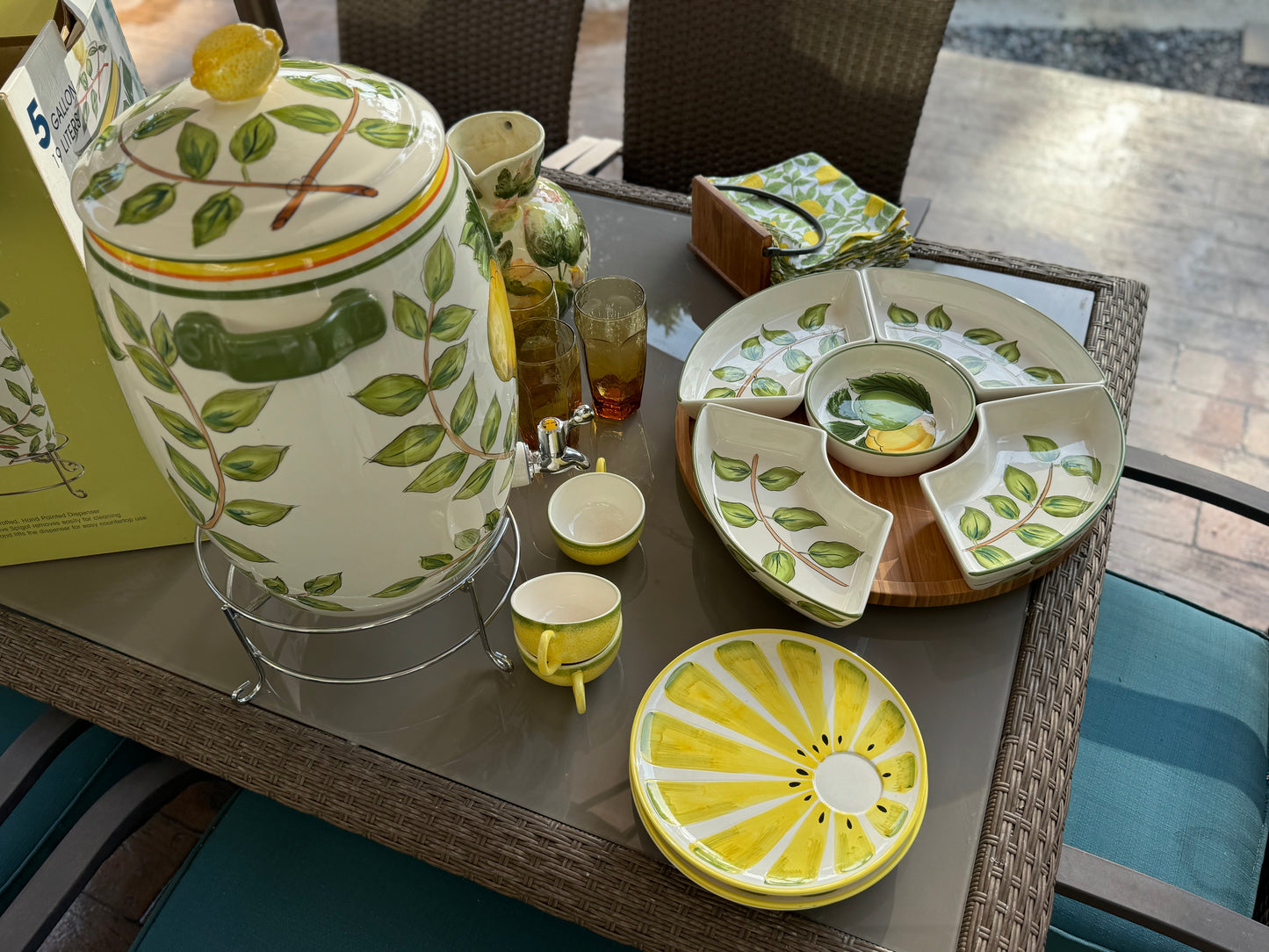Vintage Tabletop Gallery Lemon Wreath Bamboo Lazy Susan Divided Tray