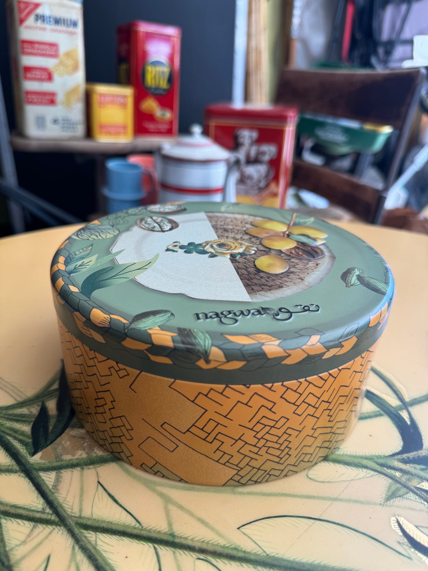 Nagwa Dates Tin