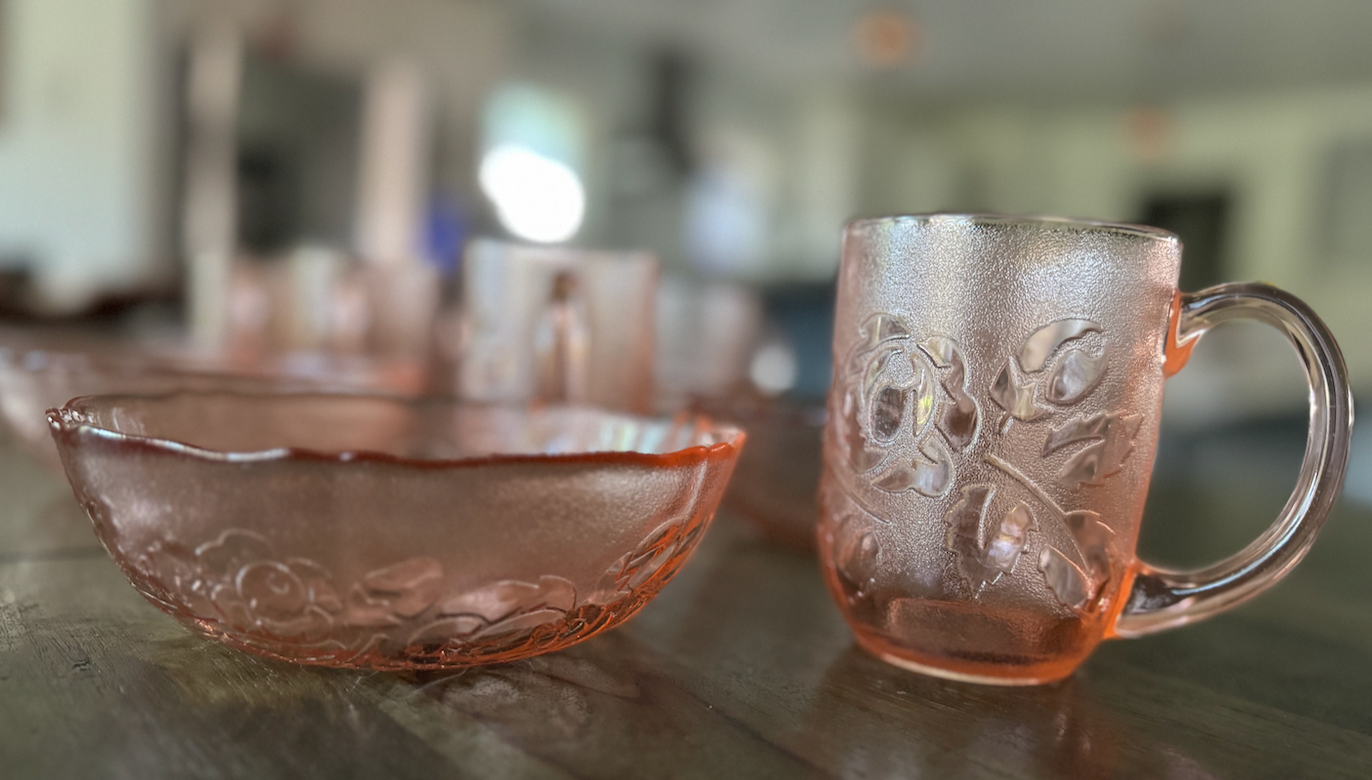 Rosa pink (Rosaline) by arcoroc (set of 8) Cereal Bowls and 8 Mugs