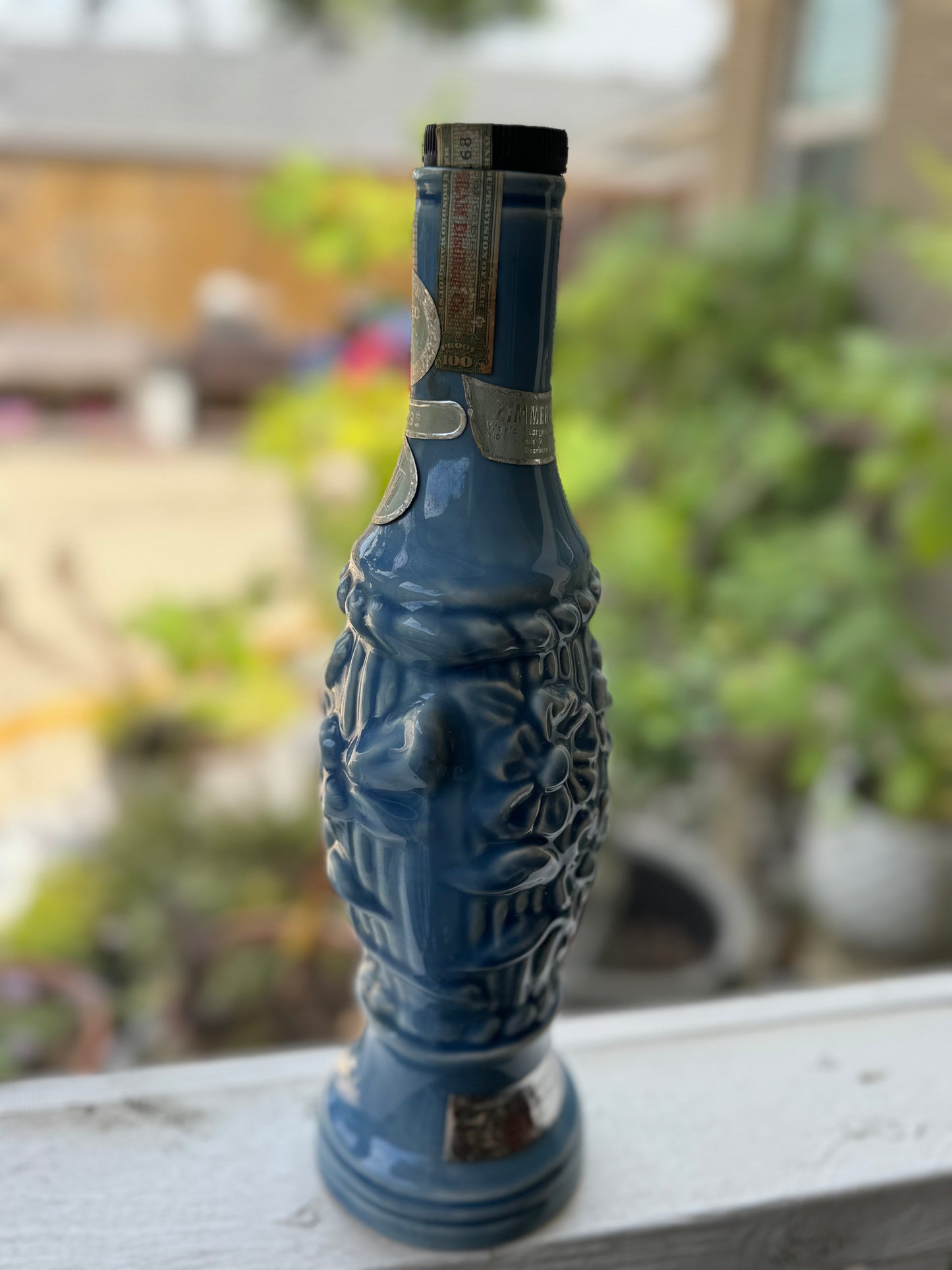 Vintage 1967 Jim Beam Zimmerman's Liquor Store Blue Daisy Flower Decanter