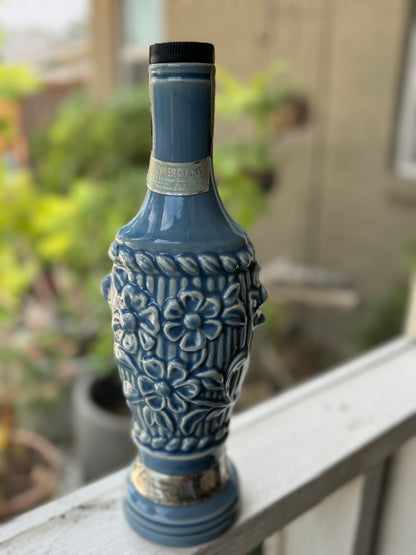 Vintage 1967 Jim Beam Zimmerman's Liquor Store Blue Daisy Flower Decanter